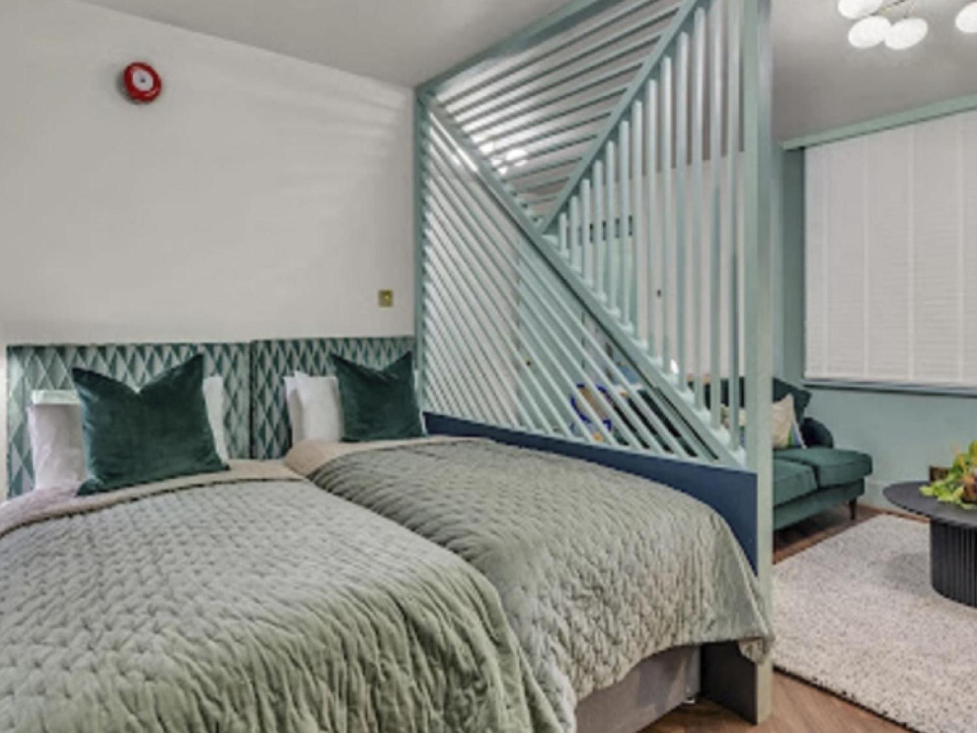 Kensington Lower By Interhome